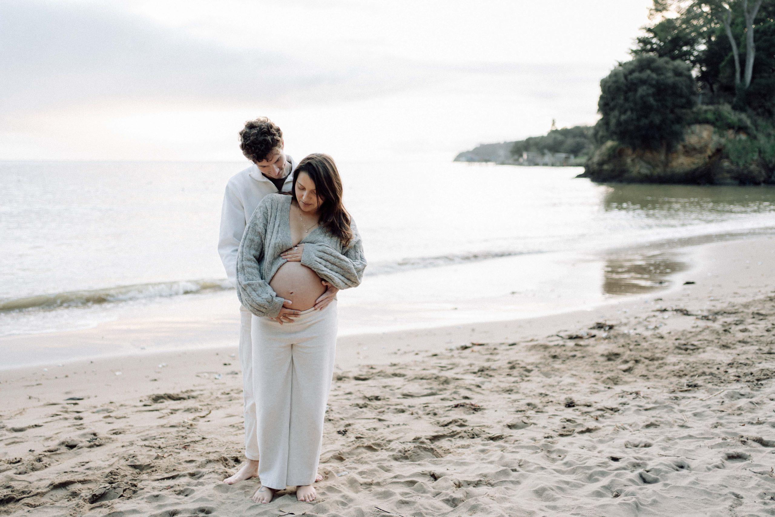 photos séance grossesse plage Porcé